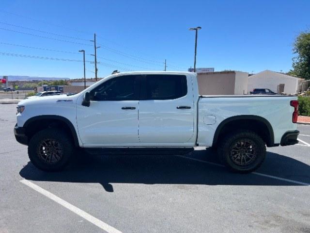 2023 Summit White /Jet Black/Graystone Chevrolet Silverado 1500 4WD Crew Cab Short Bed ZR2 (3GCUDHEL3PG) with an EcoTec3 6.2L V-8 direct injection engine, Automatic transmission, located at 1865 East Red Hills Pkwy, St. George, 84770, (435) 628-0023, 37.120850, -113.543640- Photo#3