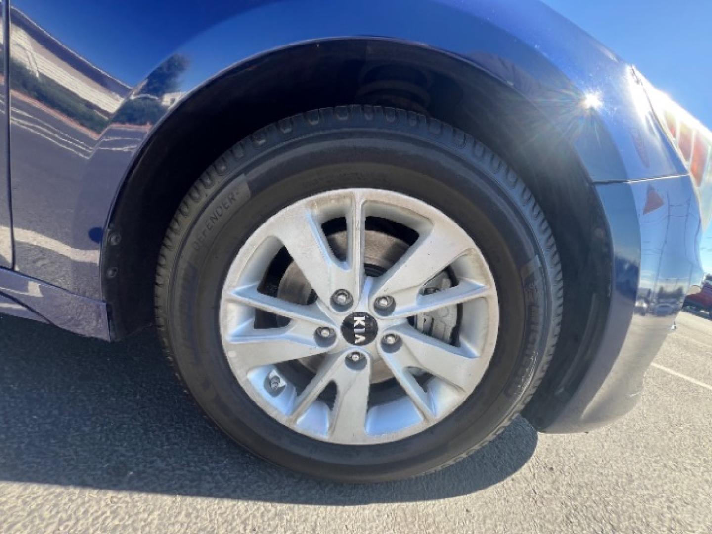 2017 Horizon Blue /Black Kia Optima LX (5XXGT4L36HG) with an Theta II 2.4L I-4 direct injection engine, Automatic transmission, located at 1865 East Red Hills Pkwy, St. George, 84770, (435) 628-0023, 37.120850, -113.543640 - Want a comfortable sedan that won't punish you at the pump? This 2017 Kia Optima LX brings Kia's 2.4L four-cylinder and front-wheel drive - a smooth daily driver for Southern Utah commuting and weekend trips. We specialize in in-house financing and work with all credit types - good, fair, challenge- Photo#8