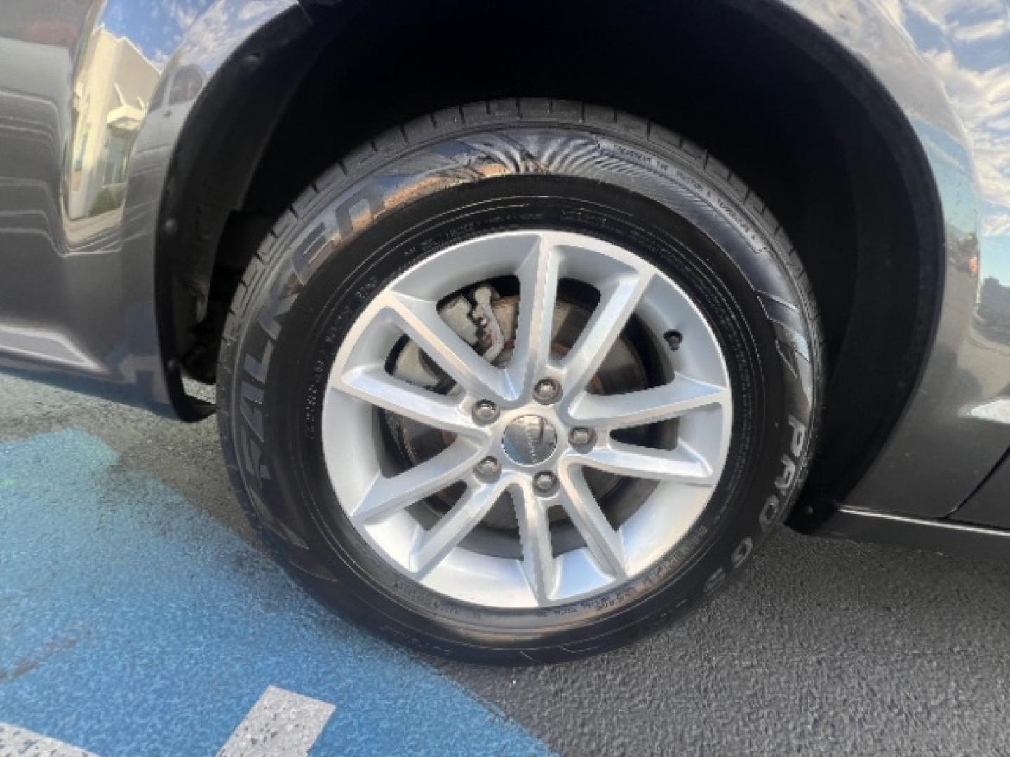 2019 Granite Pearlcoat /Black/Light Graystone Dodge Grand Caravan SXT (2C4RDGCG8KR) with an Pentastar 3.6L V-6 DOHC engine, Automatic transmission, located at 1865 East Red Hills Pkwy, St. George, 84770, (435) 628-0023, 37.120850, -113.543640- Photo#11