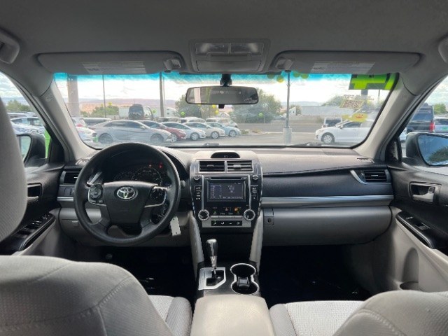 2014 Super White /Ivory Toyota Camry L | LE | XLE | SE | SE Sport (4T4BF1FK0ER) with an 2.5L I-4 DOHC engine, Automatic transmission, located at 1865 East Red Hills Pkwy, St. George, 84770, (435) 628-0023, 37.120850, -113.543640 - Versatile Southern Utah travel starts with this 2014 Toyota Camry. Its 2.5L 4-cylinder engine, automatic transmission, and front-wheel drive make it a smart fit for commuting, family errands, road trips, and everyday driving. With 102,927 miles, this Camry is ready for its next adventure. The selec- Photo#23