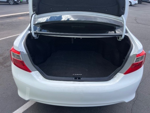 2014 Super White /Ivory Toyota Camry L | LE | XLE | SE | SE Sport (4T4BF1FK0ER) with an 2.5L I-4 DOHC engine, Automatic transmission, located at 1865 East Red Hills Pkwy, St. George, 84770, (435) 628-0023, 37.120850, -113.543640 - Versatile Southern Utah travel starts with this 2014 Toyota Camry. Its 2.5L 4-cylinder engine, automatic transmission, and front-wheel drive make it a smart fit for commuting, family errands, road trips, and everyday driving. With 102,927 miles, this Camry is ready for its next adventure. The selec- Photo#24