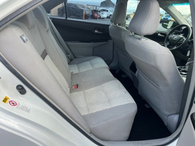 2014 Super White /Ivory Toyota Camry L | LE | XLE | SE | SE Sport (4T4BF1FK0ER) with an 2.5L I-4 DOHC engine, Automatic transmission, located at 1865 East Red Hills Pkwy, St. George, 84770, (435) 628-0023, 37.120850, -113.543640 - Versatile Southern Utah travel starts with this 2014 Toyota Camry. Its 2.5L 4-cylinder engine, automatic transmission, and front-wheel drive make it a smart fit for commuting, family errands, road trips, and everyday driving. With 102,927 miles, this Camry is ready for its next adventure. The selec- Photo#26
