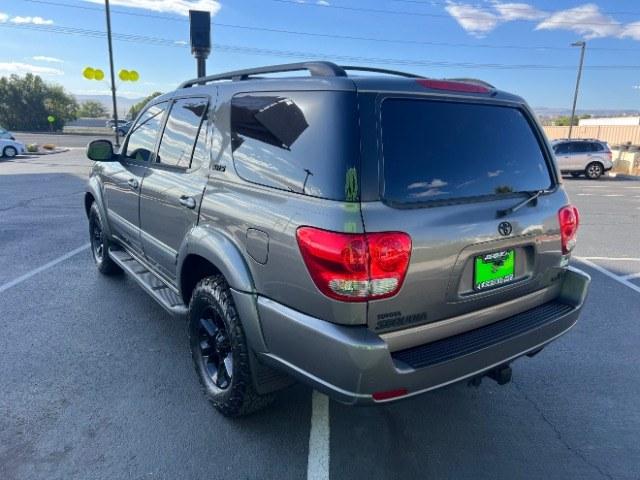 2005 Phantom Gray Pearl /Taupe Toyota Sequoia SR5 V8 (5TDZT34AX5S) with an 4.7L V-8 DOHC engine, Automatic transmission, located at 1865 East Red Hills Pkwy, St. George, 84770, (435) 628-0023, 37.120850, -113.543640 - Versatile Southern Utah travel starts with this 2005 Toyota Sequoia SR5 V8. Its 4.7L V8 engine, automatic transmission, and rear-wheel drive make it a smart fit for family travel, outdoor trips, and everyday driving. With 114230 miles, this Sequoia is ready for its next adventure. The SR5 adds seat- Photo#4
