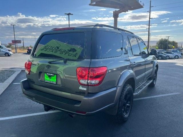 2005 Phantom Gray Pearl /Taupe Toyota Sequoia SR5 V8 (5TDZT34AX5S) with an 4.7L V-8 DOHC engine, Automatic transmission, located at 1865 East Red Hills Pkwy, St. George, 84770, (435) 628-0023, 37.120850, -113.543640 - Versatile Southern Utah travel starts with this 2005 Toyota Sequoia SR5 V8. Its 4.7L V8 engine, automatic transmission, and rear-wheel drive make it a smart fit for family travel, outdoor trips, and everyday driving. With 114230 miles, this Sequoia is ready for its next adventure. The SR5 adds seat- Photo#6