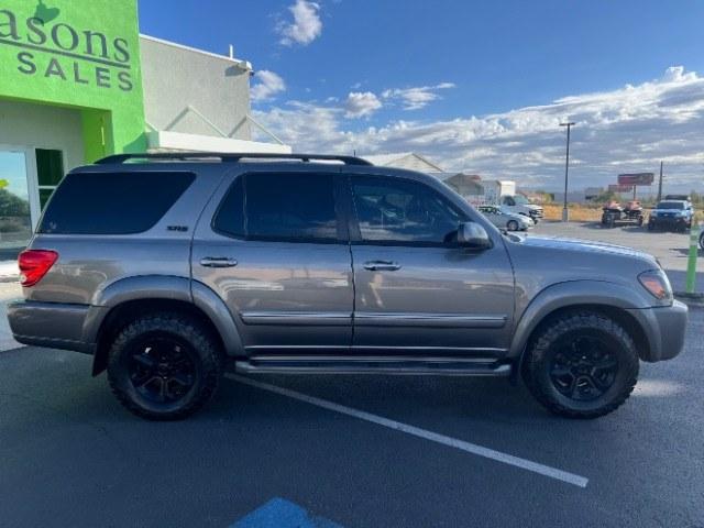 2005 Phantom Gray Pearl /Taupe Toyota Sequoia SR5 V8 (5TDZT34AX5S) with an 4.7L V-8 DOHC engine, Automatic transmission, located at 1865 East Red Hills Pkwy, St. George, 84770, (435) 628-0023, 37.120850, -113.543640 - Versatile Southern Utah travel starts with this 2005 Toyota Sequoia SR5 V8. Its 4.7L V8 engine, automatic transmission, and rear-wheel drive make it a smart fit for family travel, outdoor trips, and everyday driving. With 114230 miles, this Sequoia is ready for its next adventure. The SR5 adds seat- Photo#7