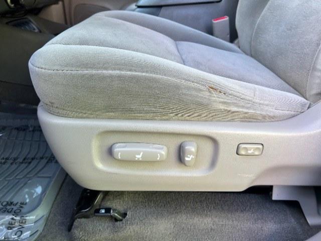 2005 Phantom Gray Pearl /Taupe Toyota Sequoia SR5 V8 (5TDZT34AX5S) with an 4.7L V-8 DOHC engine, Automatic transmission, located at 1865 East Red Hills Pkwy, St. George, 84770, (435) 628-0023, 37.120850, -113.543640 - Versatile Southern Utah travel starts with this 2005 Toyota Sequoia SR5 V8. Its 4.7L V8 engine, automatic transmission, and rear-wheel drive make it a smart fit for family travel, outdoor trips, and everyday driving. With 114230 miles, this Sequoia is ready for its next adventure. The SR5 adds seat- Photo#13