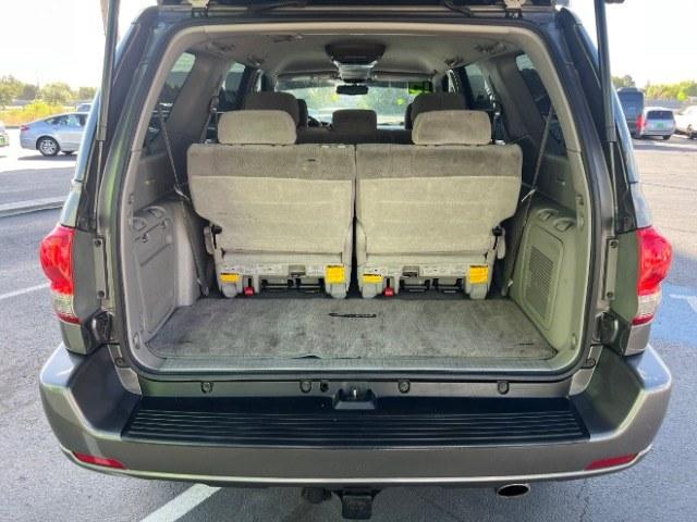 2005 Phantom Gray Pearl /Taupe Toyota Sequoia SR5 V8 (5TDZT34AX5S) with an 4.7L V-8 DOHC engine, Automatic transmission, located at 1865 East Red Hills Pkwy, St. George, 84770, (435) 628-0023, 37.120850, -113.543640 - Versatile Southern Utah travel starts with this 2005 Toyota Sequoia SR5 V8. Its 4.7L V8 engine, automatic transmission, and rear-wheel drive make it a smart fit for family travel, outdoor trips, and everyday driving. With 114230 miles, this Sequoia is ready for its next adventure. The SR5 adds seat- Photo#25