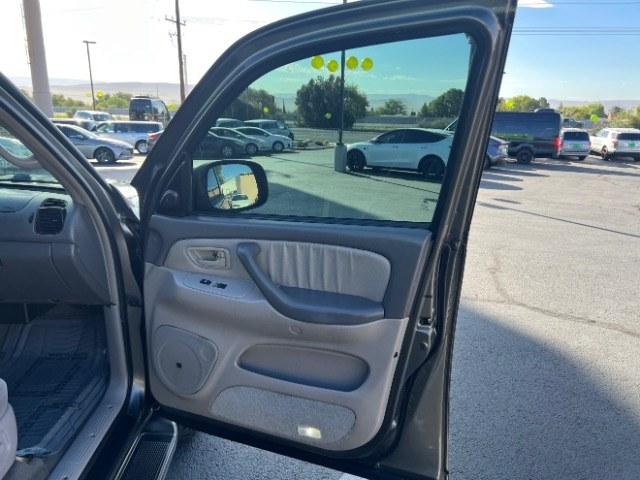 2005 Phantom Gray Pearl /Taupe Toyota Sequoia SR5 V8 (5TDZT34AX5S) with an 4.7L V-8 DOHC engine, Automatic transmission, located at 1865 East Red Hills Pkwy, St. George, 84770, (435) 628-0023, 37.120850, -113.543640 - Versatile Southern Utah travel starts with this 2005 Toyota Sequoia SR5 V8. Its 4.7L V8 engine, automatic transmission, and rear-wheel drive make it a smart fit for family travel, outdoor trips, and everyday driving. With 114230 miles, this Sequoia is ready for its next adventure. The SR5 adds seat- Photo#28