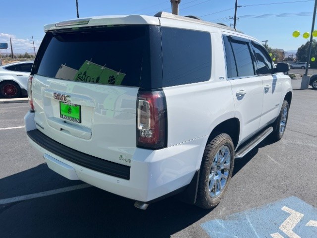 2019 White Frost Tricoat /Jet Black GMC Yukon SLT (1GKS2BKC7KR) with an EcoTec3 5.3L V-8 direct injection engine, Automatic transmission, located at 1865 East Red Hills Pkwy, St. George, 84770, (435) 628-0023, 37.120850, -113.543640- Photo#6