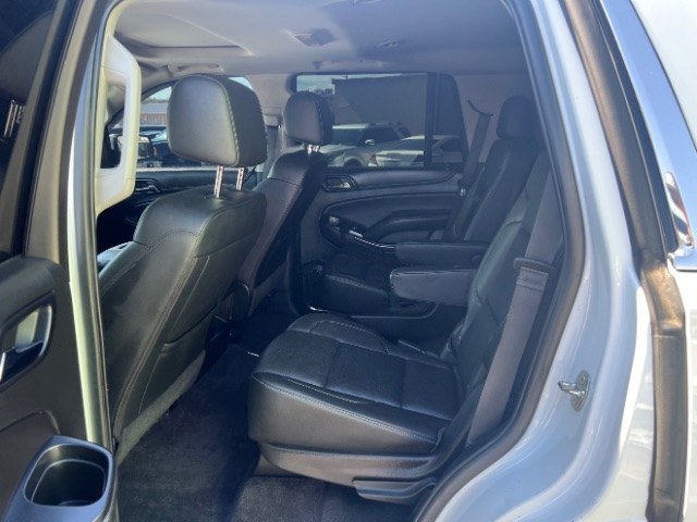 2019 White Frost Tricoat /Jet Black GMC Yukon SLT (1GKS2BKC7KR) with an EcoTec3 5.3L V-8 direct injection engine, Automatic transmission, located at 1865 East Red Hills Pkwy, St. George, 84770, (435) 628-0023, 37.120850, -113.543640- Photo#21