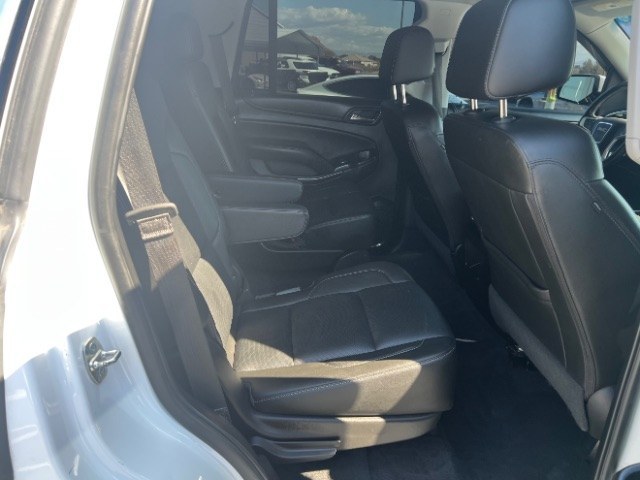 2019 White Frost Tricoat /Jet Black GMC Yukon SLT (1GKS2BKC7KR) with an EcoTec3 5.3L V-8 direct injection engine, Automatic transmission, located at 1865 East Red Hills Pkwy, St. George, 84770, (435) 628-0023, 37.120850, -113.543640- Photo#28