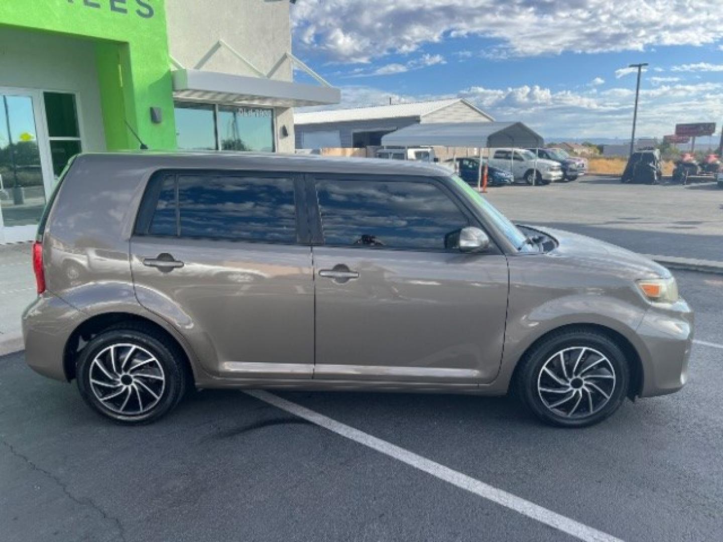 2014 Army Rock Metallic /Dark Charcoal Scion xB Release Series (JTLZE4FE0EJ) with an 2.4L I-4 DOHC engine, Automatic transmission, located at 940 North Main Street, Cedar City, UT, 84720, (435) 628-0023, 37.692936, -113.061897- Photo#7