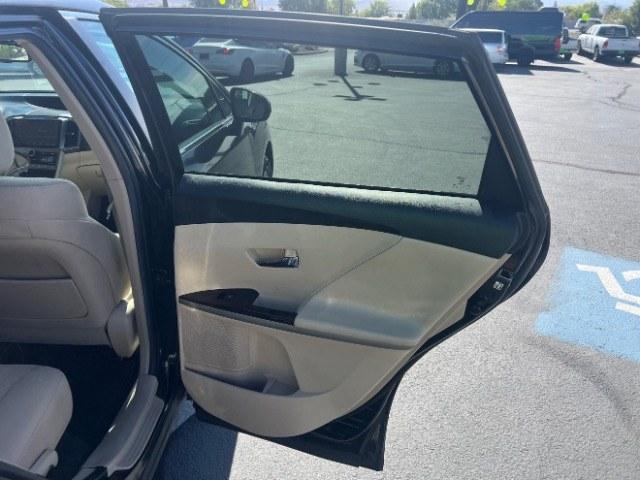 2012 Black /Ivory Toyota Venza LE | XLE (4T3ZA3BB3CU) with an 2.7L I-4 DOHC engine, Automatic transmission, located at 1865 East Red Hills Pkwy, St. George, 84770, (435) 628-0023, 37.120850, -113.543640 - Versatile Southern Utah travel starts with this 2012 Toyota Venza LE/XLE. Its 2.7L 4-cylinder engine, 6-speed automatic transmission, and front-wheel drive make it a smart fit for commuting, family errands, road trips, and weekend travel. With 105986 miles, this Venza is ready for its next adventure- Photo#25