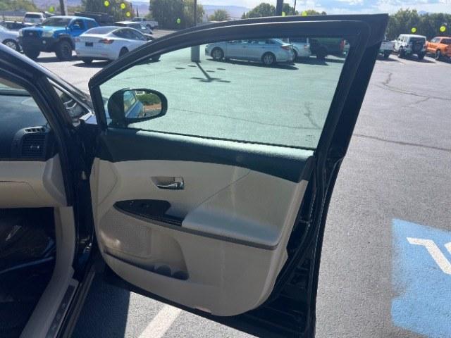 2012 Black /Ivory Toyota Venza LE | XLE (4T3ZA3BB3CU) with an 2.7L I-4 DOHC engine, Automatic transmission, located at 1865 East Red Hills Pkwy, St. George, 84770, (435) 628-0023, 37.120850, -113.543640 - Versatile Southern Utah travel starts with this 2012 Toyota Venza LE/XLE. Its 2.7L 4-cylinder engine, 6-speed automatic transmission, and front-wheel drive make it a smart fit for commuting, family errands, road trips, and weekend travel. With 105986 miles, this Venza is ready for its next adventure- Photo#27