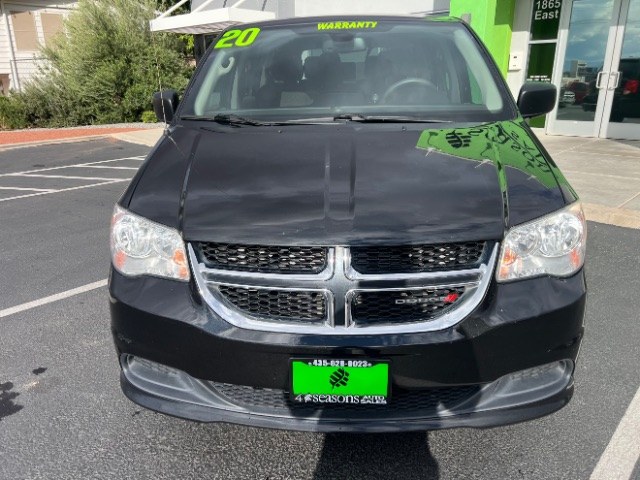 2020 Black Onyx Crystal Pearlcoat /Black/Light Graystone Dodge Grand Caravan SE (2C4RDGBG6LR) with an Pentastar 3.6L V-6 DOHC engine, Automatic transmission, located at 1865 East Red Hills Pkwy, St. George, 84770, (435) 628-0023, 37.120850, -113.543640 - Versatile Southern Utah travel starts with this 2020 Dodge Grand Caravan SE. Its 3.6L V6, 6-speed automatic transmission, and front-wheel drive make it a smart fit for family trips, school runs, commuting, and weekend travel. With 102982 miles, this Grand Caravan is ready for its next adventure. Th- Photo#1