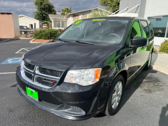 2020 Black Onyx Crystal Pearlcoat /Black/Light Graystone Dodge Grand Caravan SE (2C4RDGBG6LR) with an Pentastar 3.6L V-6 DOHC engine, Automatic transmission, located at 1865 East Red Hills Pkwy, St. George, 84770, (435) 628-0023, 37.120850, -113.543640 - Versatile Southern Utah travel starts with this 2020 Dodge Grand Caravan SE. Its 3.6L V6, 6-speed automatic transmission, and front-wheel drive make it a smart fit for family trips, school runs, commuting, and weekend travel. With 102982 miles, this Grand Caravan is ready for its next adventure. Th- Photo#2