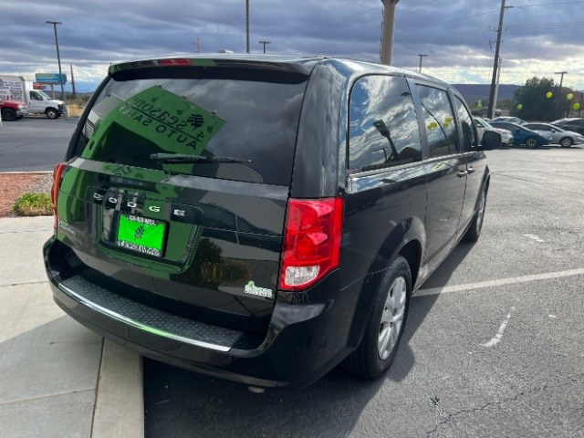 2020 Black Onyx Crystal Pearlcoat /Black/Light Graystone Dodge Grand Caravan SE (2C4RDGBG6LR) with an Pentastar 3.6L V-6 DOHC engine, Automatic transmission, located at 1865 East Red Hills Pkwy, St. George, 84770, (435) 628-0023, 37.120850, -113.543640 - Versatile Southern Utah travel starts with this 2020 Dodge Grand Caravan SE. Its 3.6L V6, 6-speed automatic transmission, and front-wheel drive make it a smart fit for family trips, school runs, commuting, and weekend travel. With 102982 miles, this Grand Caravan is ready for its next adventure. Th- Photo#6