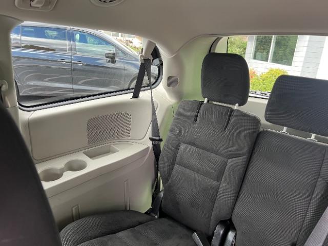 2020 Black Onyx Crystal Pearlcoat /Black/Light Graystone Dodge Grand Caravan SE (2C4RDGBG6LR) with an Pentastar 3.6L V-6 DOHC engine, Automatic transmission, located at 1865 East Red Hills Pkwy, St. George, 84770, (435) 628-0023, 37.120850, -113.543640 - Versatile Southern Utah travel starts with this 2020 Dodge Grand Caravan SE. Its 3.6L V6, 6-speed automatic transmission, and front-wheel drive make it a smart fit for family trips, school runs, commuting, and weekend travel. With 102982 miles, this Grand Caravan is ready for its next adventure. Th- Photo#21
