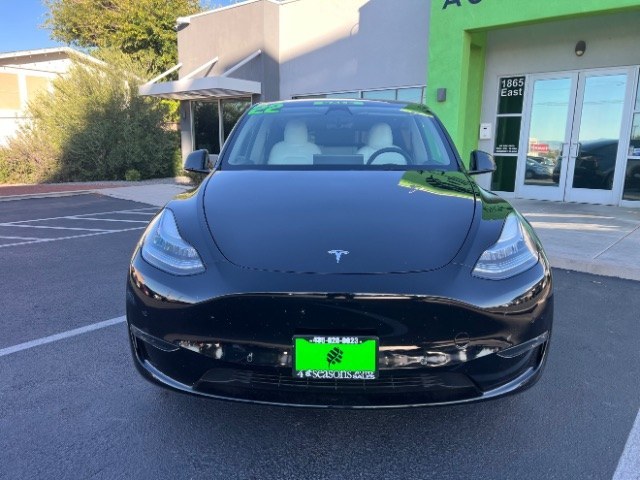 2022 Solid Black /White/Black Tesla Model Y Long Range Dual Motor All-Wheel Drive (7SAYGAEE6NF) with an ELECTRIC engine, Electric transmission, located at 1865 East Red Hills Pkwy, St. George, 84770, (435) 628-0023, 37.120850, -113.543640 - Tesla Model Y All Wheel Drive HW3 with 7 Seats, Third Row, Great tires, Interior is in great condition. Dont let the miles scare you this Tesla has been thoroughly inspected and has plenty of life. Every Tesla we sell has had cabin air filter replaced, radiator cleaned, fluids topped AND comes w- Photo#3