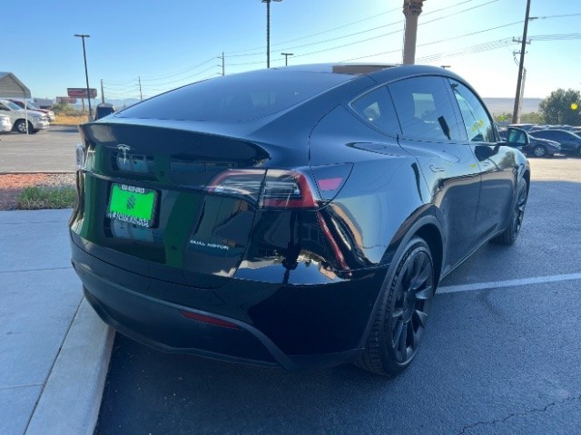 2022 Solid Black /White/Black Tesla Model Y Long Range Dual Motor All-Wheel Drive (7SAYGAEE6NF) with an ELECTRIC engine, Electric transmission, located at 1865 East Red Hills Pkwy, St. George, 84770, (435) 628-0023, 37.120850, -113.543640 - Tesla Model Y All Wheel Drive HW3 with 7 Seats, Third Row, Great tires, Interior is in great condition. Dont let the miles scare you this Tesla has been thoroughly inspected and has plenty of life. Every Tesla we sell has had cabin air filter replaced, radiator cleaned, fluids topped AND comes w- Photo#8