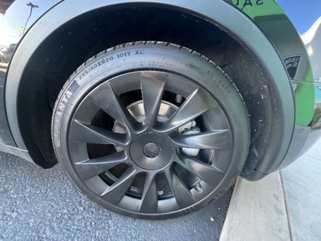 2022 Solid Black /White/Black Tesla Model Y Long Range Dual Motor All-Wheel Drive (7SAYGAEE6NF) with an ELECTRIC engine, Electric transmission, located at 1865 East Red Hills Pkwy, St. George, 84770, (435) 628-0023, 37.120850, -113.543640 - Tesla Model Y All Wheel Drive HW3 with 7 Seats, Third Row, Great tires, Interior is in great condition. Dont let the miles scare you this Tesla has been thoroughly inspected and has plenty of life. Every Tesla we sell has had cabin air filter replaced, radiator cleaned, fluids topped AND comes w- Photo#10
