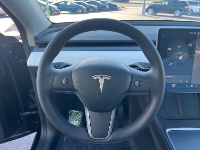 2022 Solid Black /White/Black Tesla Model Y Long Range Dual Motor All-Wheel Drive (7SAYGAEE6NF) with an ELECTRIC engine, Electric transmission, located at 1865 East Red Hills Pkwy, St. George, 84770, (435) 628-0023, 37.120850, -113.543640 - Tesla Model Y All Wheel Drive HW3 with 7 Seats, Third Row, Great tires, Interior is in great condition. Dont let the miles scare you this Tesla has been thoroughly inspected and has plenty of life. Every Tesla we sell has had cabin air filter replaced, radiator cleaned, fluids topped AND comes w- Photo#17