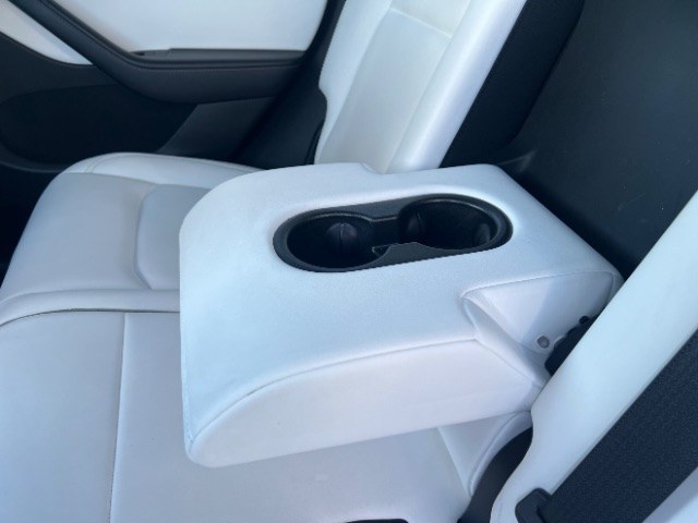 2022 Solid Black /White/Black Tesla Model Y Long Range Dual Motor All-Wheel Drive (7SAYGAEE6NF) with an ELECTRIC engine, Electric transmission, located at 1865 East Red Hills Pkwy, St. George, 84770, (435) 628-0023, 37.120850, -113.543640 - Tesla Model Y All Wheel Drive HW3 with 7 Seats, Third Row, Great tires, Interior is in great condition. Dont let the miles scare you this Tesla has been thoroughly inspected and has plenty of life. Every Tesla we sell has had cabin air filter replaced, radiator cleaned, fluids topped AND comes w- Photo#22