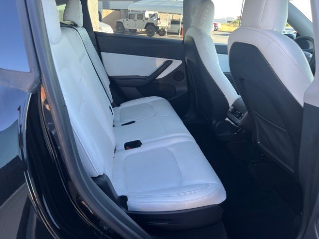 2022 Solid Black /White/Black Tesla Model Y Long Range Dual Motor All-Wheel Drive (7SAYGAEE6NF) with an ELECTRIC engine, Electric transmission, located at 1865 East Red Hills Pkwy, St. George, 84770, (435) 628-0023, 37.120850, -113.543640 - Tesla Model Y All Wheel Drive HW3 with 7 Seats, Third Row, Great tires, Interior is in great condition. Dont let the miles scare you this Tesla has been thoroughly inspected and has plenty of life. Every Tesla we sell has had cabin air filter replaced, radiator cleaned, fluids topped AND comes w- Photo#26