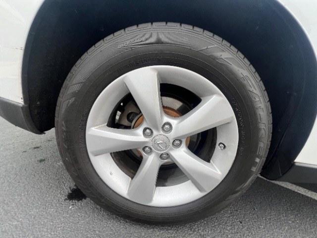 2013 White /Black Leather Interior Lexus RX 350 Base (2T2ZK1BA1DC) with an 3.5L V6 engine, Automatic transmission, located at 940 North Main Street, Cedar City, UT, 84720, (435) 628-0023, 37.692936, -113.061897 - Versatile Southern Utah travel starts with this 2013 Lexus RX 350 Base. Its 3.5L V6, 6-speed automatic transmission, and front-wheel drive make it a smart fit for family trips, commuting, and weekend travel. With 141580 miles, this RX 350 is ready for its next adventure. The Base adds leather seati- Photo#8