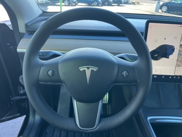 2022 Solid Black /Black Tesla Model Y Performance Dual Motor All-Wheel Drive (7SAYGDEF3NF) with an ELECTRIC engine, Electric transmission, located at 1865 East Red Hills Pkwy, St. George, 84770, (435) 628-0023, 37.120850, -113.543640 - Beautiful Tesla Model Y Performance with white interior. Excellent condition, new tires. Battery gets 260 miles on a full charge. Thats 82% healthy battery. 2 Owner, No accidents. At 4 Seasons Auto we clean the radiator and replace the cabin air filter on every Tesla. We also provide a CHARGER K- Photo#17