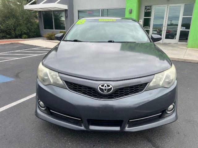 2013 Magnetic Gray Metallic /Black Toyota Camry SE (4T1BF1FK6DU) with an 2.5L I-4 DOHC engine, Automatic transmission, located at 1865 East Red Hills Pkwy, St. George, 84770, (435) 628-0023, 37.120850, -113.543640 - Versatile Southern Utah travel starts with this 2013 Toyota Camry SE. Its 2.5L 4-cylinder, 6-speed automatic transmission, and front-wheel drive make it a smart fit for commuting, errands, and everyday driving. With 158356 miles, this Camry is ready for its next adventure. The SE adds sport-tuned s- Photo#1