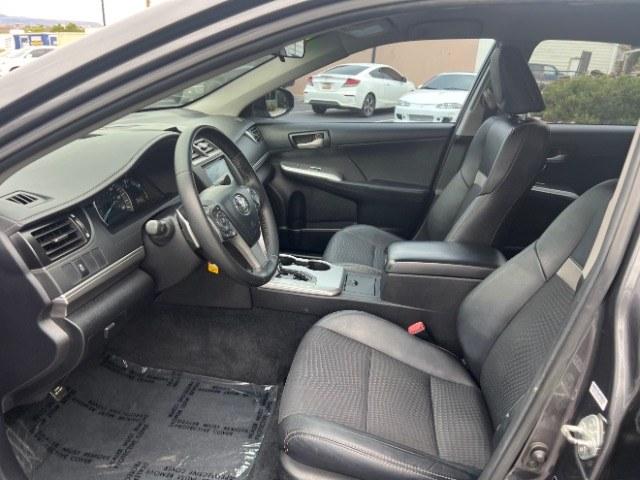 2013 Magnetic Gray Metallic /Black Toyota Camry SE (4T1BF1FK6DU) with an 2.5L I-4 DOHC engine, Automatic transmission, located at 1865 East Red Hills Pkwy, St. George, 84770, (435) 628-0023, 37.120850, -113.543640 - Versatile Southern Utah travel starts with this 2013 Toyota Camry SE. Its 2.5L 4-cylinder, 6-speed automatic transmission, and front-wheel drive make it a smart fit for commuting, errands, and everyday driving. With 158356 miles, this Camry is ready for its next adventure. The SE adds sport-tuned s- Photo#14