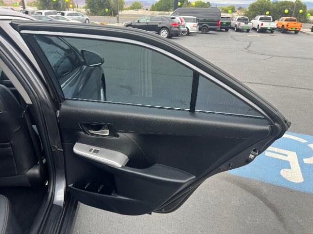 2013 Magnetic Gray Metallic /Black Toyota Camry SE (4T1BF1FK6DU) with an 2.5L I-4 DOHC engine, Automatic transmission, located at 1865 East Red Hills Pkwy, St. George, 84770, (435) 628-0023, 37.120850, -113.543640 - Versatile Southern Utah travel starts with this 2013 Toyota Camry SE. Its 2.5L 4-cylinder, 6-speed automatic transmission, and front-wheel drive make it a smart fit for commuting, errands, and everyday driving. With 158356 miles, this Camry is ready for its next adventure. The SE adds sport-tuned s- Photo#25