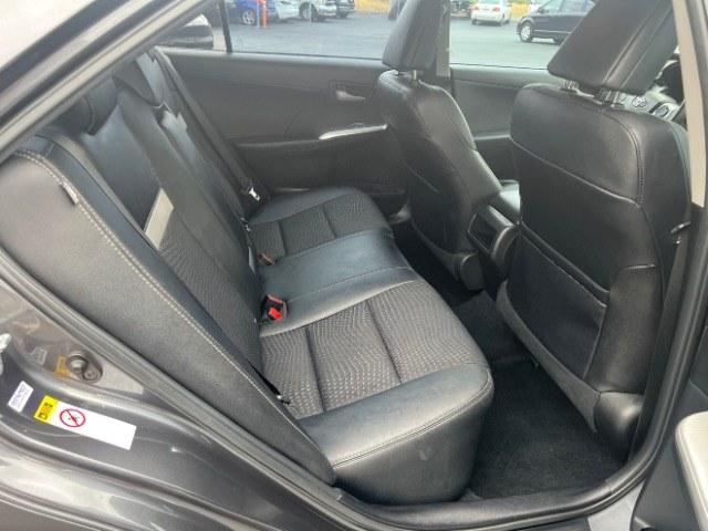 2013 Magnetic Gray Metallic /Black Toyota Camry SE (4T1BF1FK6DU) with an 2.5L I-4 DOHC engine, Automatic transmission, located at 1865 East Red Hills Pkwy, St. George, 84770, (435) 628-0023, 37.120850, -113.543640 - Versatile Southern Utah travel starts with this 2013 Toyota Camry SE. Its 2.5L 4-cylinder, 6-speed automatic transmission, and front-wheel drive make it a smart fit for commuting, errands, and everyday driving. With 158356 miles, this Camry is ready for its next adventure. The SE adds sport-tuned s- Photo#26