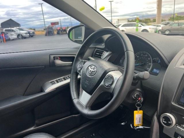 2013 Magnetic Gray Metallic /Black Toyota Camry SE (4T1BF1FK6DU) with an 2.5L I-4 DOHC engine, Automatic transmission, located at 1865 East Red Hills Pkwy, St. George, 84770, (435) 628-0023, 37.120850, -113.543640 - Versatile Southern Utah travel starts with this 2013 Toyota Camry SE. Its 2.5L 4-cylinder, 6-speed automatic transmission, and front-wheel drive make it a smart fit for commuting, errands, and everyday driving. With 158356 miles, this Camry is ready for its next adventure. The SE adds sport-tuned s- Photo#30