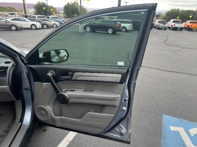2011 Glacier Blue Metallic /Gray Honda CR-V EX (5J6RE3H52BL) with an 2.4L I-4 DOHC engine, Automatic transmission, located at 940 North Main Street, Cedar City, UT, 84720, (435) 628-0023, 37.692936, -113.061897 - Versatile Southern Utah travel starts with this 2011 Honda CR-V EX. Its 2.4L 4-cylinder, 5-speed automatic transmission, and front-wheel drive make it a smart fit for commuting, errands, and weekend travel. With 104217 miles, this CR-V is ready for its next adventure. The EX adds a power moonroof,- Photo#26
