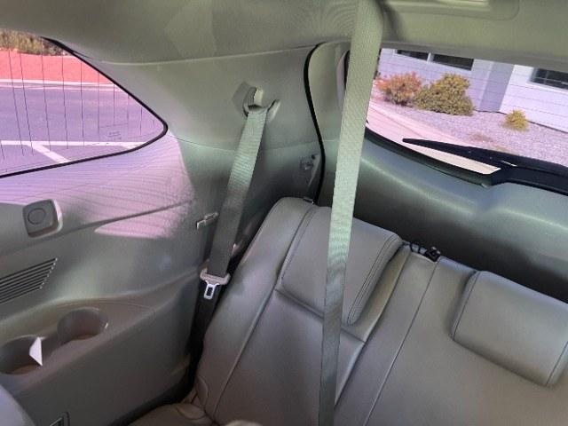2014 Silver Sky Metallic /Black Toyota Highlander XLE V6 (5TDKKRFH3ES) with an 3.5L V-6 DOHC engine, Automatic transmission, located at 1865 East Red Hills Pkwy, St. George, 84770, (435) 628-0023, 37.120850, -113.543640 - Versatile Southern Utah travel starts with this 2014 Toyota Highlander XLE V6. Its 3.5L V-6, automatic transmission, and front-wheel drive make it a smart fit for family travel, errands, and Southern Utah adventures. With 165705 miles, this Highlander is ready for its next adventure. The XLE V6 add- Photo#26