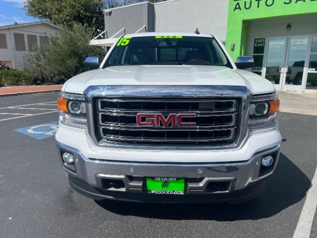 2015 Summit White /Cocoa/Dune GMC Sierra 1500 SLT (3GTU2VEC6FG) , Automatic transmission, located at 1865 East Red Hills Pkwy, St. George, 84770, (435) 628-0023, 37.120850, -113.543640 - Versatile Southern Utah travel starts with this 2015 GMC Sierra 1500 SLT Crew Cab. Its 5.3L V8, 6-speed automatic, and 4WD make it a smart fit for work days, weekend projects, and outdoor trips. With 112,695 miles, this Sierra is ready for its next adventure. The SLT adds air conditioning, alloy wh- Photo#1