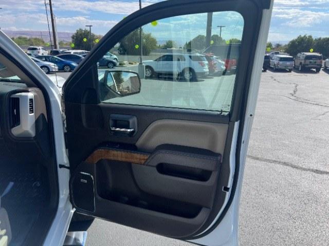 2015 Summit White /Cocoa/Dune GMC Sierra 1500 SLT (3GTU2VEC6FG) , Automatic transmission, located at 1865 East Red Hills Pkwy, St. George, 84770, (435) 628-0023, 37.120850, -113.543640 - Versatile Southern Utah travel starts with this 2015 GMC Sierra 1500 SLT Crew Cab. Its 5.3L V8, 6-speed automatic, and 4WD make it a smart fit for work days, weekend projects, and outdoor trips. With 112,695 miles, this Sierra is ready for its next adventure. The SLT adds air conditioning, alloy wh- Photo#27