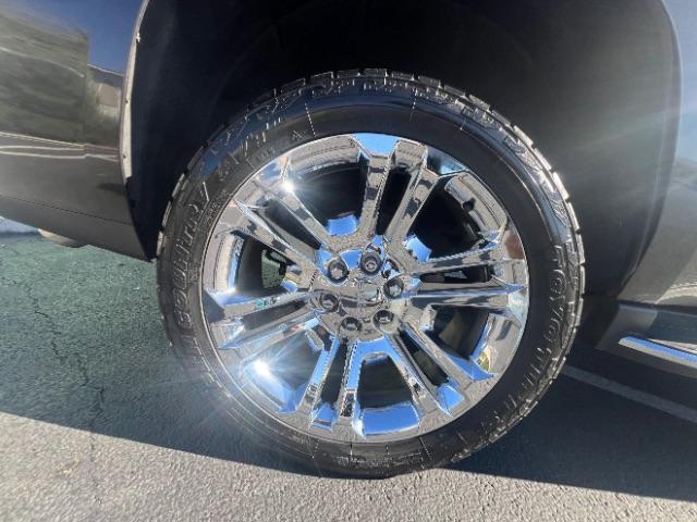 2016 Light Steel Gray Metallic /Jet Black GMC Yukon SLT (1GKS1BKC1GR) with an EcoTec3 5.3L V-8 gasoline direct injection engine, Automatic transmission, located at 1865 East Red Hills Pkwy, St. George, 84770, (435) 628-0023, 37.120850, -113.543640 - Versatile Southern Utah travel starts with this 2016 GMC Yukon SLT. Its 355 hp 5.3L EcoTec3 V8, 6-speed automatic transmission, and rear-wheel drive make it a smart fit for family trips, team hauling, and road trips from St George to Cedar City. With 118,972 miles, this Yukon is ready for its next a- Photo#11