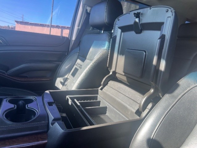 2016 Light Steel Gray Metallic /Jet Black GMC Yukon SLT (1GKS1BKC1GR) with an EcoTec3 5.3L V-8 gasoline direct injection engine, Automatic transmission, located at 1865 East Red Hills Pkwy, St. George, 84770, (435) 628-0023, 37.120850, -113.543640 - Versatile Southern Utah travel starts with this 2016 GMC Yukon SLT. Its 355 hp 5.3L EcoTec3 V8, 6-speed automatic transmission, and rear-wheel drive make it a smart fit for family trips, team hauling, and road trips from St George to Cedar City. With 118,972 miles, this Yukon is ready for its next a- Photo#19