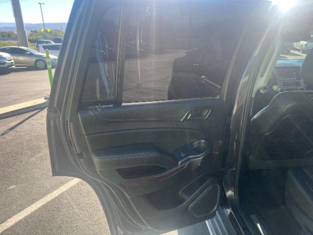 2016 Light Steel Gray Metallic /Jet Black GMC Yukon SLT (1GKS1BKC1GR) with an EcoTec3 5.3L V-8 gasoline direct injection engine, Automatic transmission, located at 1865 East Red Hills Pkwy, St. George, 84770, (435) 628-0023, 37.120850, -113.543640 - Versatile Southern Utah travel starts with this 2016 GMC Yukon SLT. Its 355 hp 5.3L EcoTec3 V8, 6-speed automatic transmission, and rear-wheel drive make it a smart fit for family trips, team hauling, and road trips from St George to Cedar City. With 118,972 miles, this Yukon is ready for its next a- Photo#20