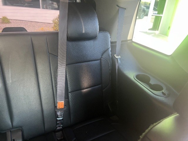2016 Light Steel Gray Metallic /Jet Black GMC Yukon SLT (1GKS1BKC1GR) with an EcoTec3 5.3L V-8 gasoline direct injection engine, Automatic transmission, located at 1865 East Red Hills Pkwy, St. George, 84770, (435) 628-0023, 37.120850, -113.543640 - Versatile Southern Utah travel starts with this 2016 GMC Yukon SLT. Its 355 hp 5.3L EcoTec3 V8, 6-speed automatic transmission, and rear-wheel drive make it a smart fit for family trips, team hauling, and road trips from St George to Cedar City. With 118,972 miles, this Yukon is ready for its next a- Photo#23