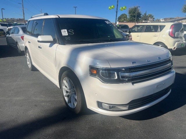 2019 Oxford White /Dune Ford Flex Limited (2FMGK5D89KB) with an 3.5L V-6 DOHC engine, Automatic transmission, located at 1865 East Red Hills Pkwy, St. George, 84770, (435) 628-0023, 37.120850, -113.543640 - Versatile Southern Utah travel starts with this 2019 Ford Flex Limited. Its 3.5L V6 engine, 6-speed automatic transmission, and front-wheel drive make it a smart fit for family road trips, ski and canyon getaways, and everyday commuting. With 115,069 miles, this Flex is ready for its next adventure.- Photo#0