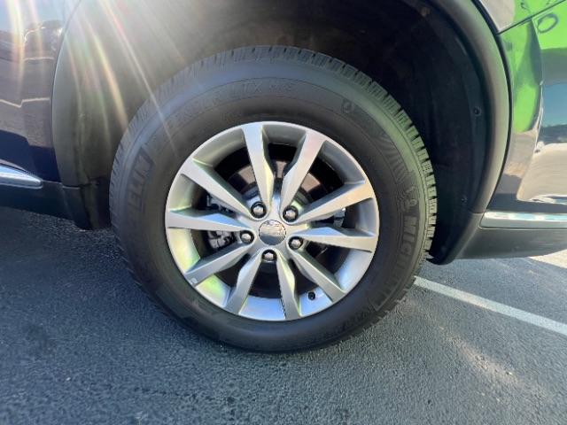 2017 Blu By You Pearlcoat /Light Frost Beige/Black Dodge Durango SXT AWD (1C4RDJAG7HC) with an Pentastar 3.6L V-6 DOHC engine, Automatic transmission, located at 1865 East Red Hills Pkwy, St. George, 84770, (435) 628-0023, 37.120850, -113.543640 - Versatile Southern Utah travel starts with this 2017 Dodge Durango SXT AWD. Its 3.6L Pentastar V6 engine, 8-speed automatic transmission, and all-wheel drive make it a smart fit for family adventures, towing, and year-round canyon and mountain trips. With 108,617 miles, this Durango is ready for its- Photo#8