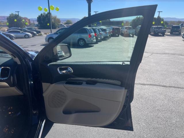 2017 Blu By You Pearlcoat /Light Frost Beige/Black Dodge Durango SXT AWD (1C4RDJAG7HC) with an Pentastar 3.6L V-6 DOHC engine, Automatic transmission, located at 1865 East Red Hills Pkwy, St. George, 84770, (435) 628-0023, 37.120850, -113.543640 - Versatile Southern Utah travel starts with this 2017 Dodge Durango SXT AWD. Its 3.6L Pentastar V6 engine, 8-speed automatic transmission, and all-wheel drive make it a smart fit for family adventures, towing, and year-round canyon and mountain trips. With 108,617 miles, this Durango is ready for its- Photo#30